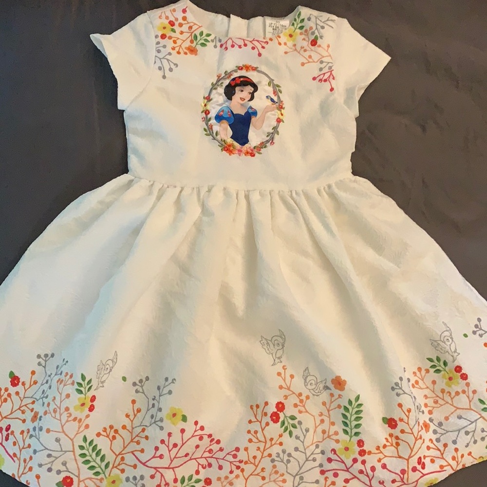 Disney Snow White dress